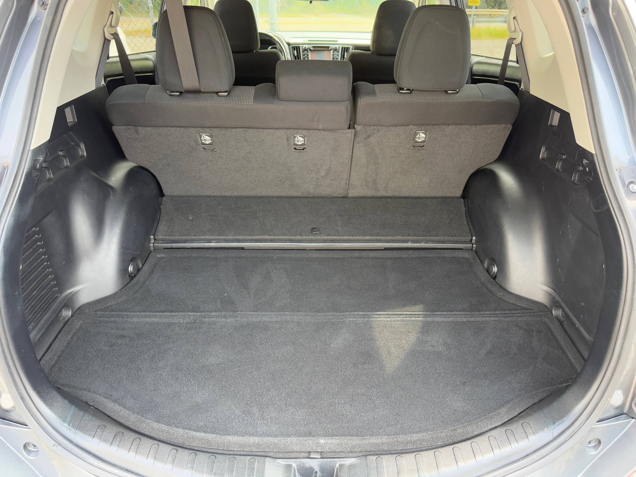 2018 Toyota RAV4 XLE - Photo 11